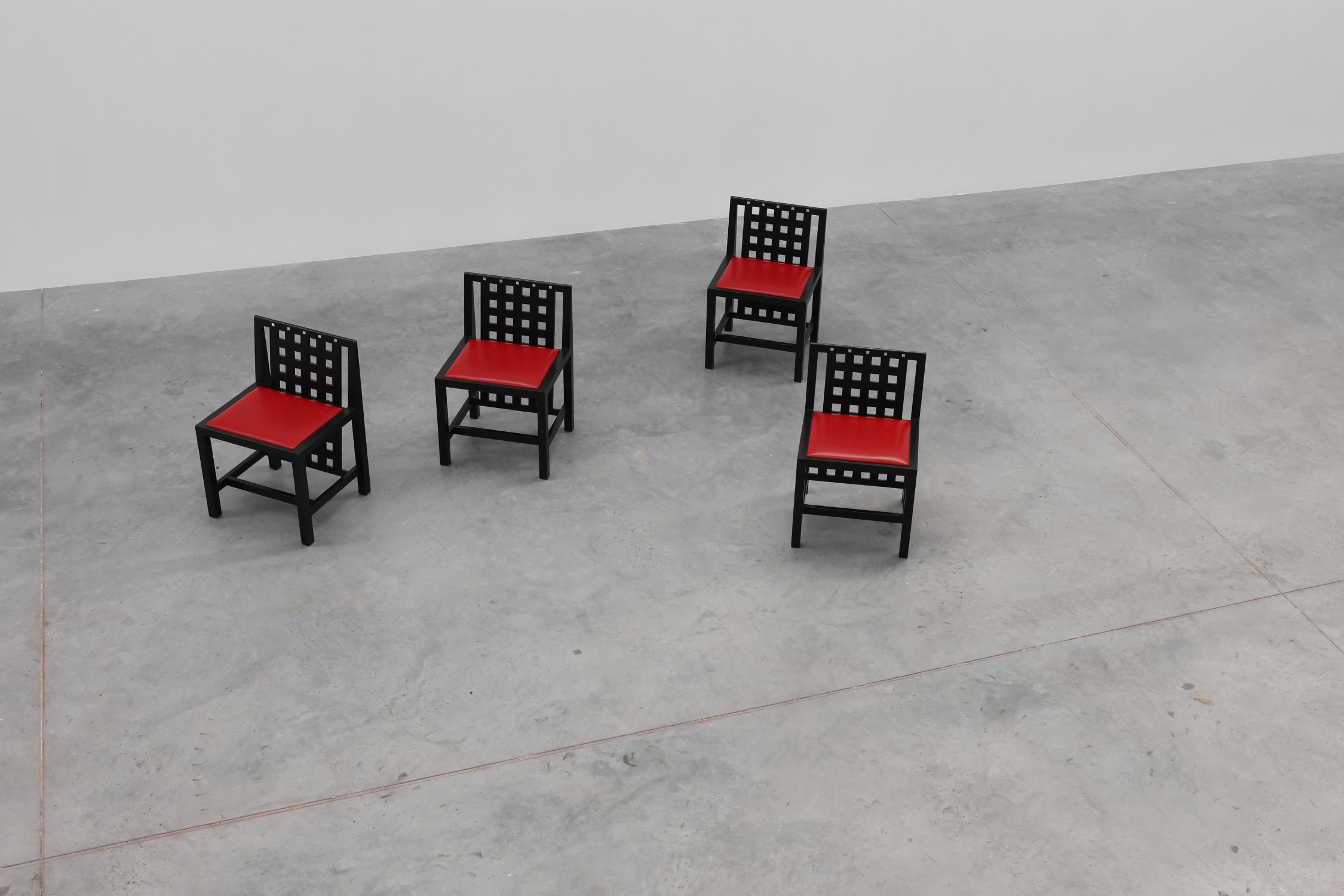 Set of 4 DS3 Dining Chairs by Charles Rennie Mackintosh for Atelier international, Italy 1970sthumbnail